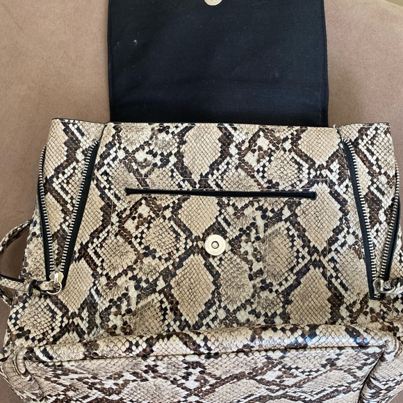 Stradivarius snakeprint backpack - Picture 5 of 5